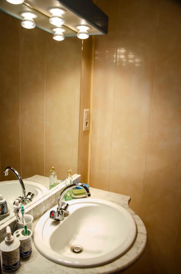 La Petite Pierrette Appartement Saint-Benoit-de-Carmaux Buitenkant foto